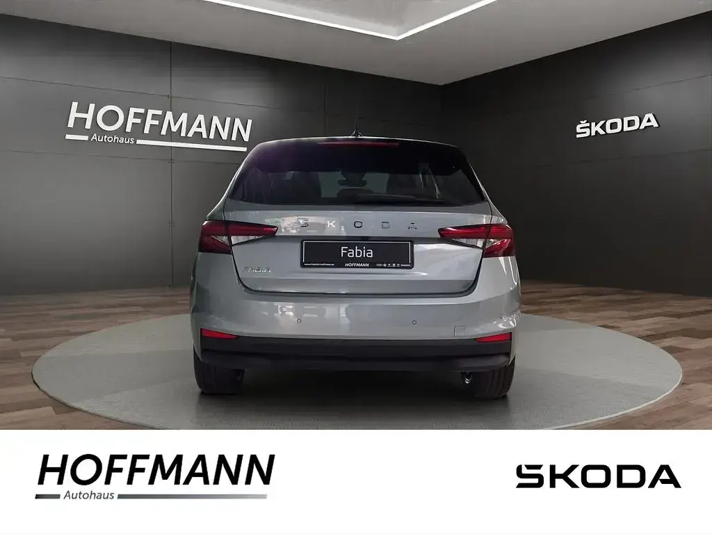 Neu Skoda Fabia 116 PS (85 kW) 2026 Silber Kleinwagen