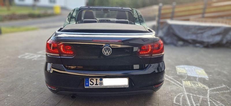 Gebraucht VW Golf Cabriolet LOUNGE 105 PS (77 kW) 2015 Schwarz Cabrio