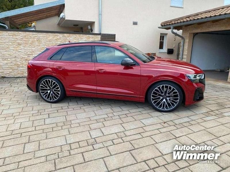 Gebraucht Audi SQ8 Sport 507 PS (372 kW) 2023 Rot SUV