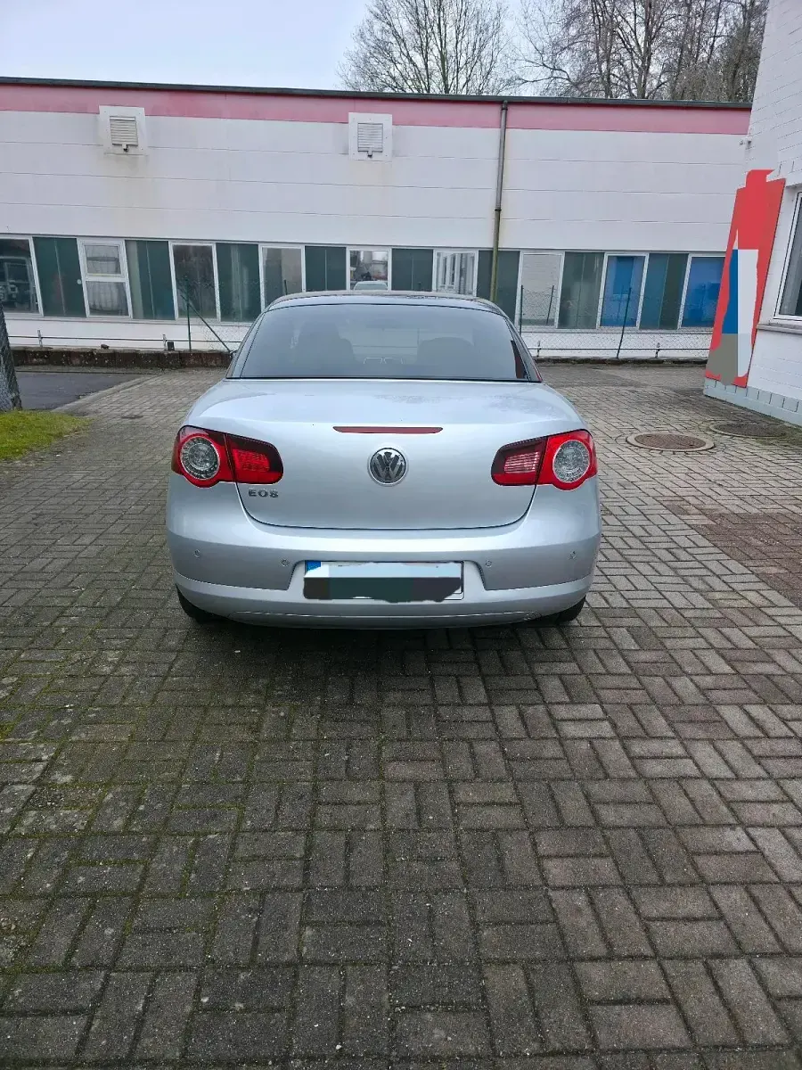 Occasion VW Eos 140 ch (102 kW) 2010 Argent Cabriolet
