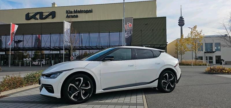 Weiß Gebraucht 2021 Kia EV6 GT-Line SUV | 33.000 € (Teuer) - Bild 1/4