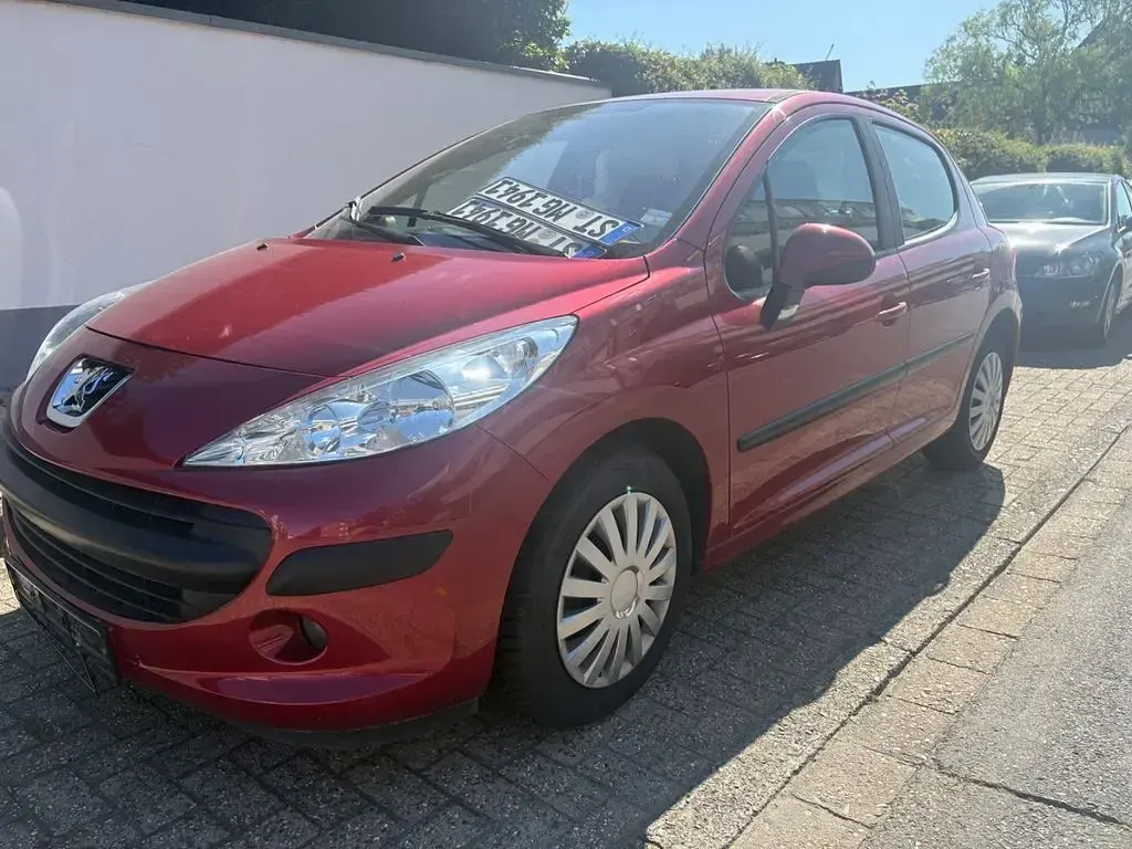 Gebraucht Peugeot 207 88 PS (64 kW) 2006 Rot Limousine