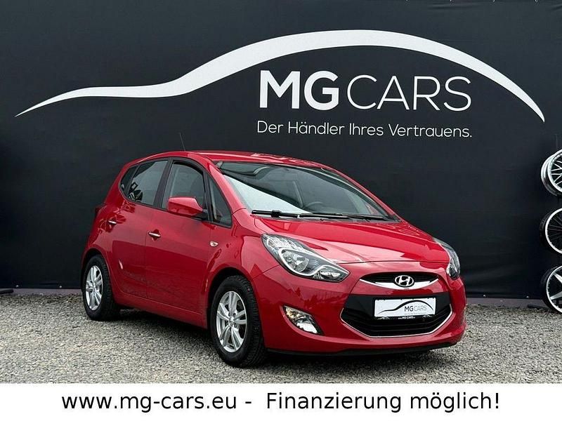 Gebraucht Hyundai ix20 Classic 90 PS (66 kW) 2012 Rot Kleinwagen