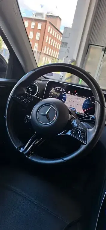 Gebraucht Mercedes C180 170 PS (125 kW) 2022 Limousine