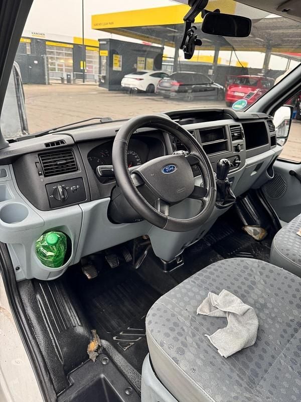 Second-hand Ford Transit 2007 Alb Monovolum