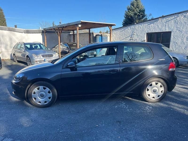 Gebraucht VW Golf VI Team 160 PS (117 kW) 2010 Schwarz Kleinwagen