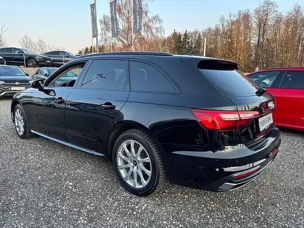 Second-hand Audi A4 Advanced 204 CP (150 kW) 2023 Negru Break