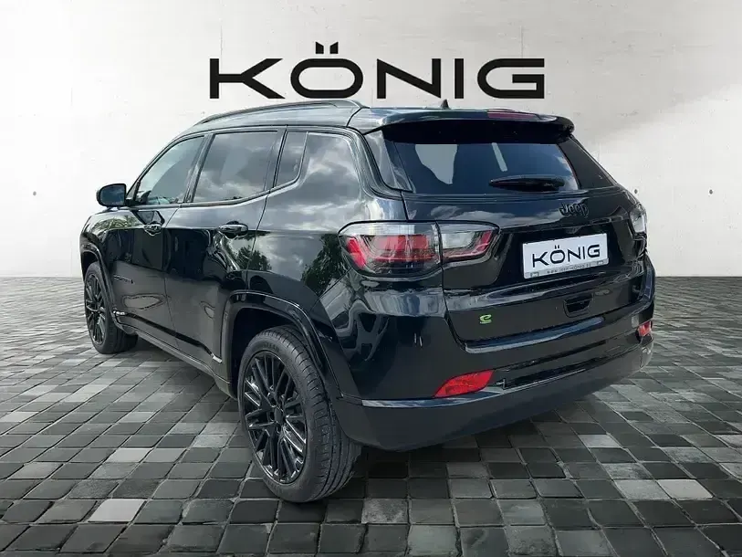 Gebraucht Jeep Compass Altitude 131 PS (96 kW) 2024 Schwarz SUV
