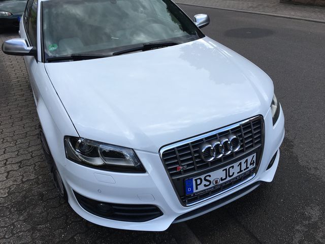 Weiß Gebraucht 2010 Audi S3 Limousine | 21.200 € - Bild 1/4