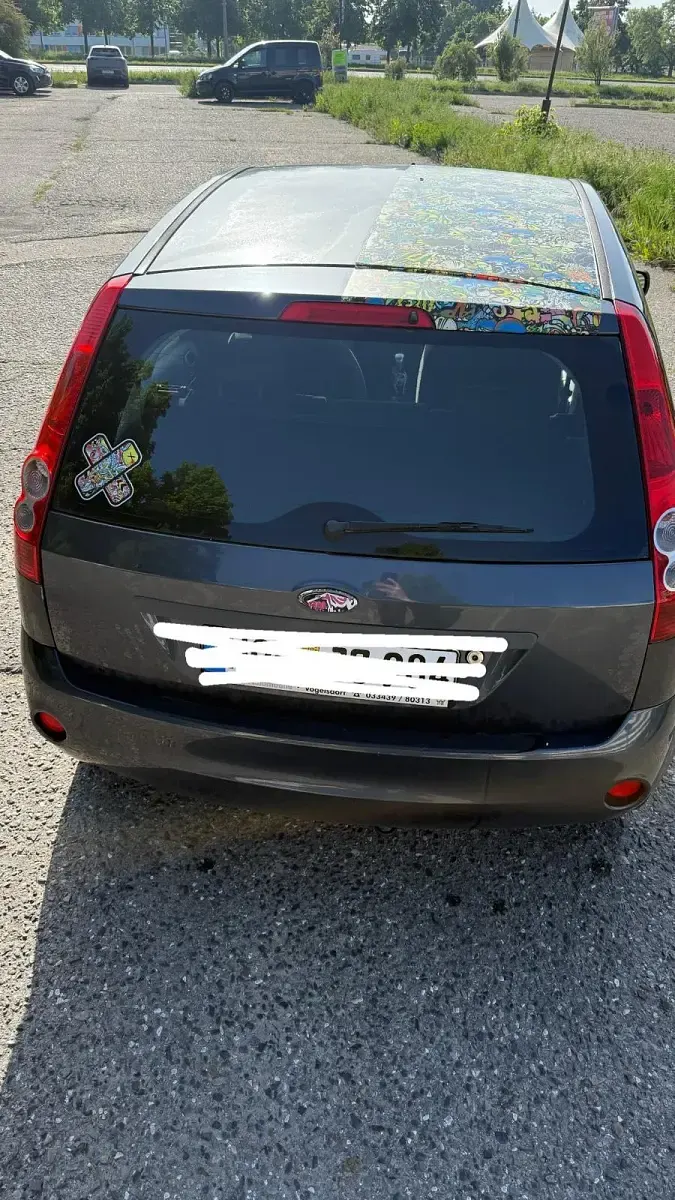Gebraucht Ford Fiesta 80 PS (58 kW) 2007 Grau Kleinwagen