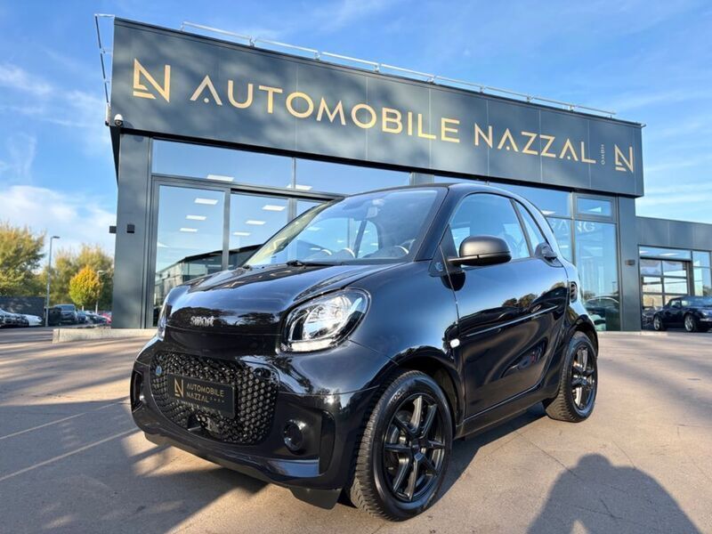 Schwarz Gebraucht 2020 Smart ForTwo Electric Drive Coupé | 7.999 € (Fairer Preis) - Bild 1/4