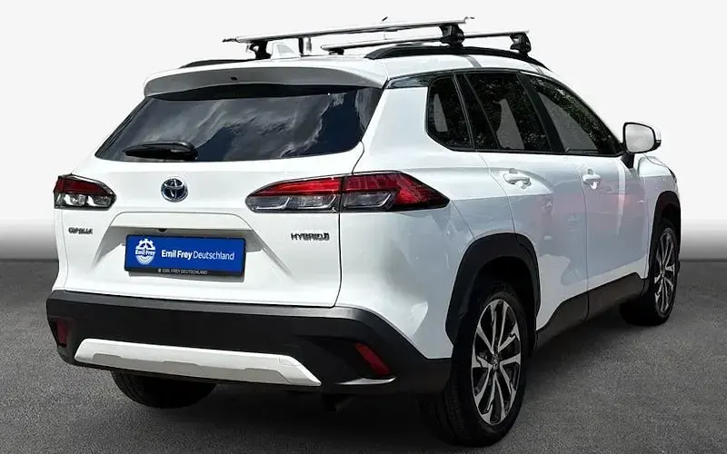 Gebraucht Toyota Corolla Cross Team 197 PS (144 kW) 2022 Schneeweiß SUV