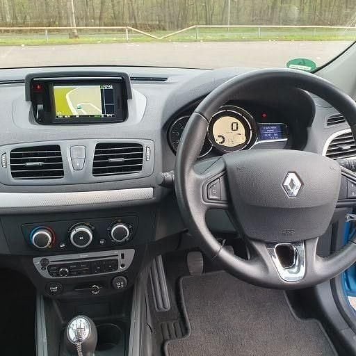 Gebraucht Renault Mégane Initiale Paris 110 PS (80 kW) 2013 Blau Limousine