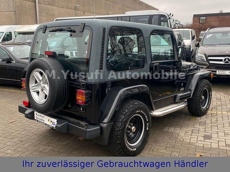 Gebraucht Jeep Wrangler Sport 177 PS (130 kW) 2001 Schwarz SUV