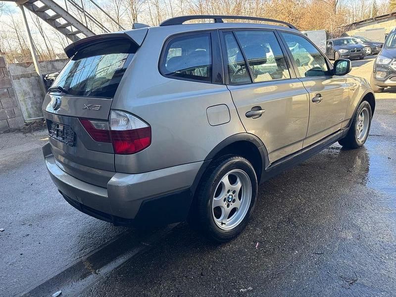 Gebraucht BMW X3 143 PS (105 kW) 2009 SUV