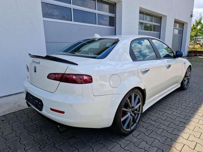 Gebraucht Alfa Romeo 159 260 PS (191 kW) 2009 Weiß Limousine