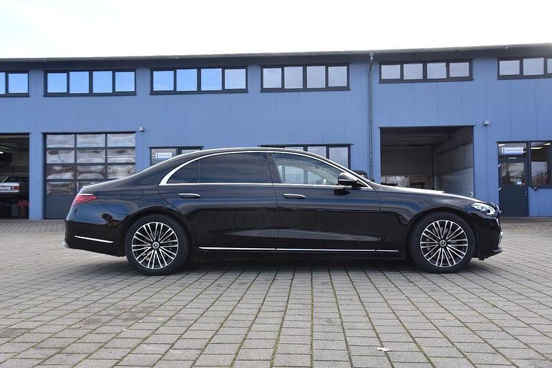 Gebraucht Mercedes S400 330 PS (242 kW) 2021 Obsidianschwarz  metalliclack Limousine