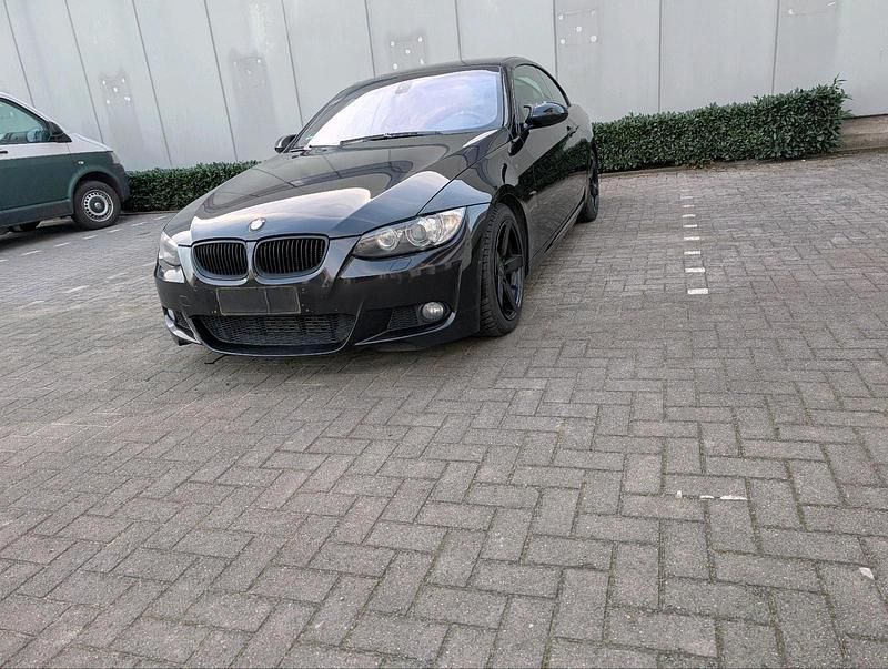 Schwarz Gebraucht 2007 BMW 335 Cabriolet M Sport Cabrio | 9.999 € (Guter Preis) - Bild 1/4