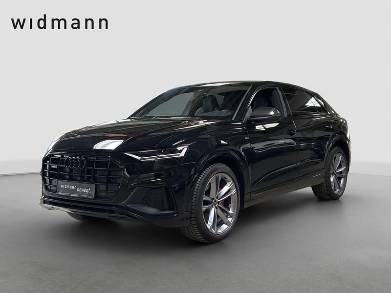 Gebraucht Audi Q8 Competition 330 PS (242 kW) 2023 Mythosschwarz metallic SUV