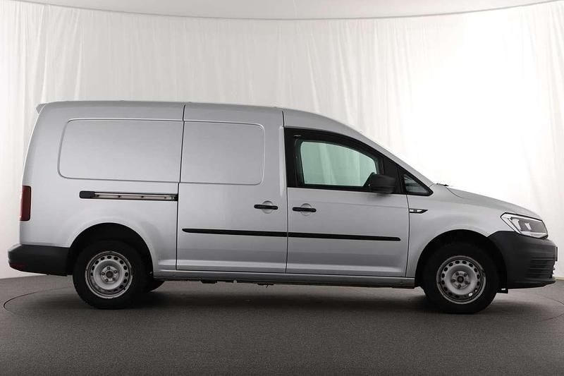 Gebraucht VW Caddy Maxi 102 PS (75 kW) 2020 Reflexsilber metallic Van / Kleinbus