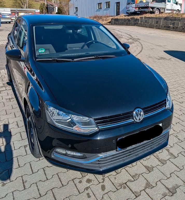 Gebraucht VW Polo LOUNGE 90 PS (66 kW) 2015 Schwarz Limousine