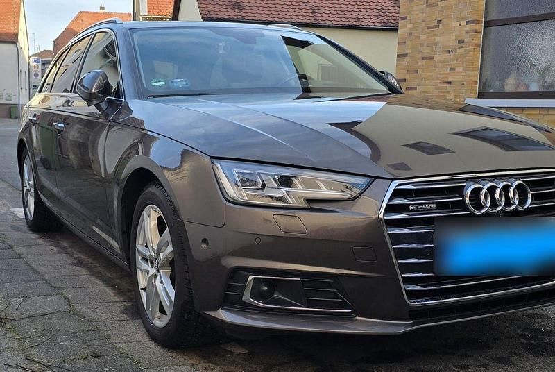 Gebraucht Audi A4 Ambiente 190 PS (139 kW) 2016 Braun Kombi