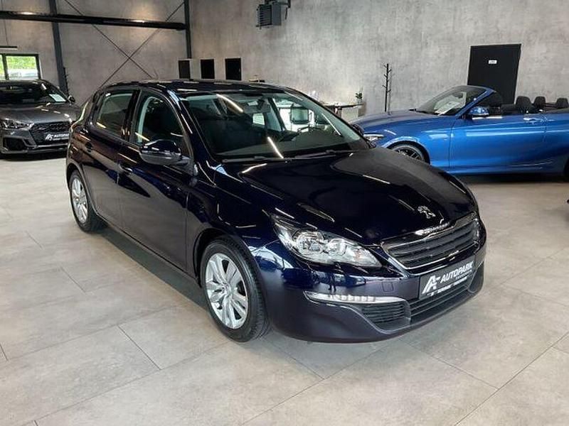 Gebraucht Peugeot 308 Active 199 PS (146 kW) 2016 Blau Limousine