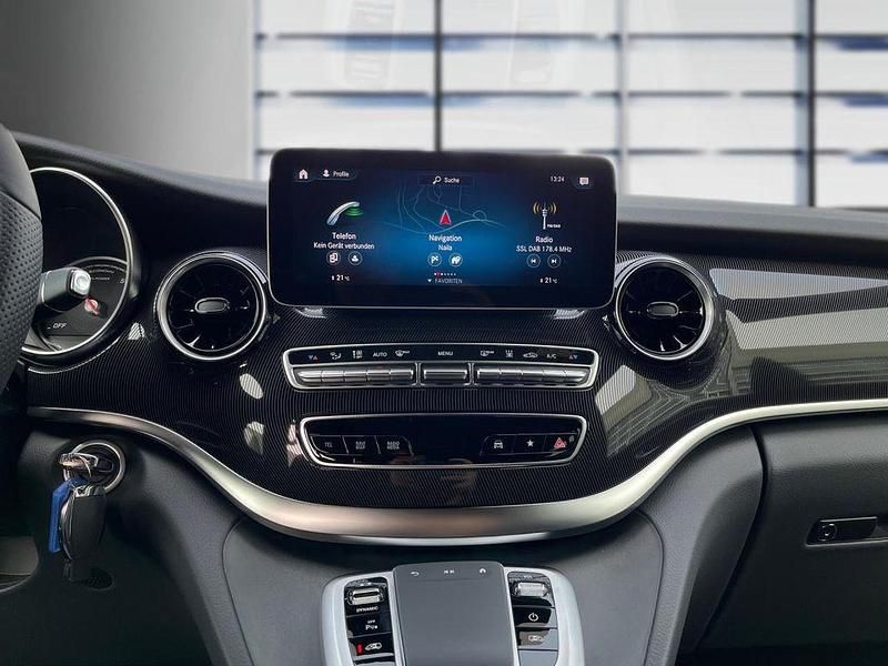 Gebraucht Mercedes EQV300 150 kW (204 PS) 2023 Obsidianschwarz Van / Kleinbus