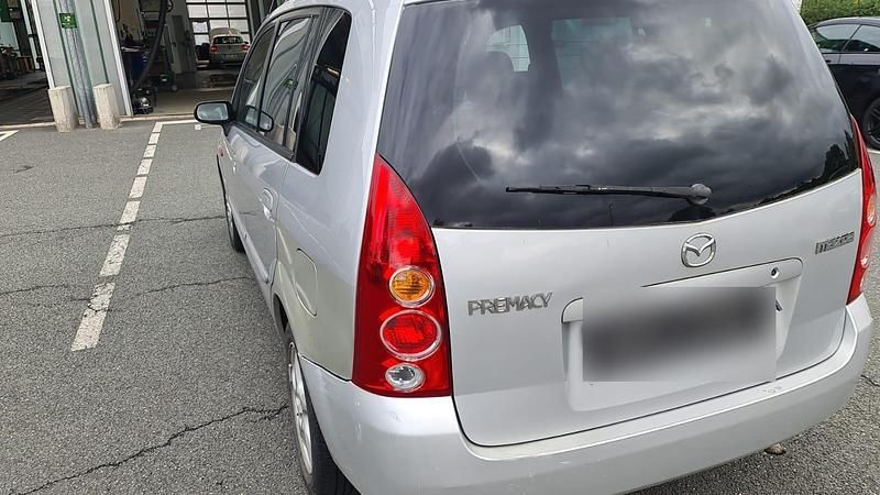 Gebraucht Mazda Premacy 116 PS (85 kW) 2005 Silber Van / Kleinbus