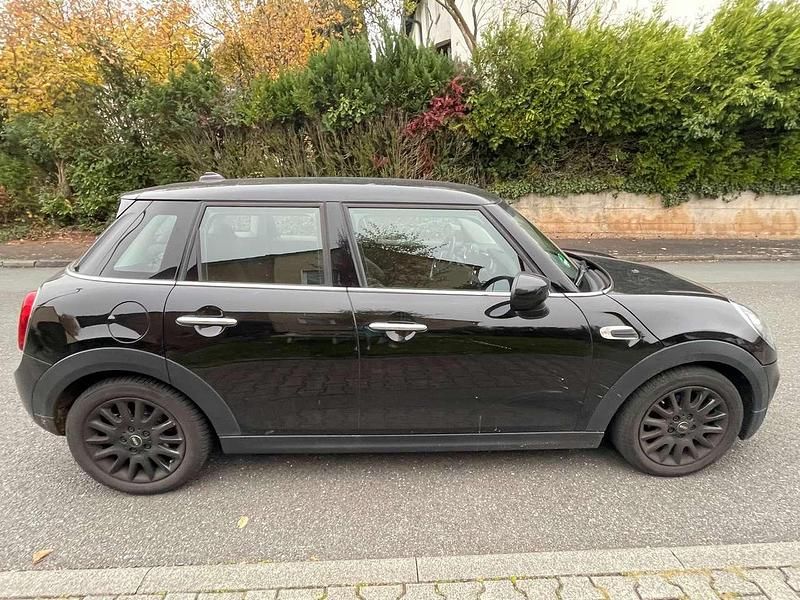 Schwarz Gebraucht 2020 Mini ONE Kleinwagen | 17.249 € (Guter Preis) - Bild 1/4