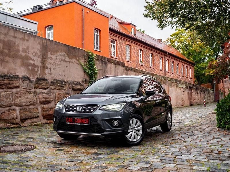 Grau Gebraucht 2021 Seat Arona XCELLENCE SUV | 16.950 € (Fairer Preis) - Bild 1/4