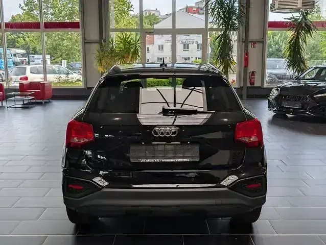 Gebraucht Audi Q2 160 PS (117 kW) 2022 Schwarz SUV