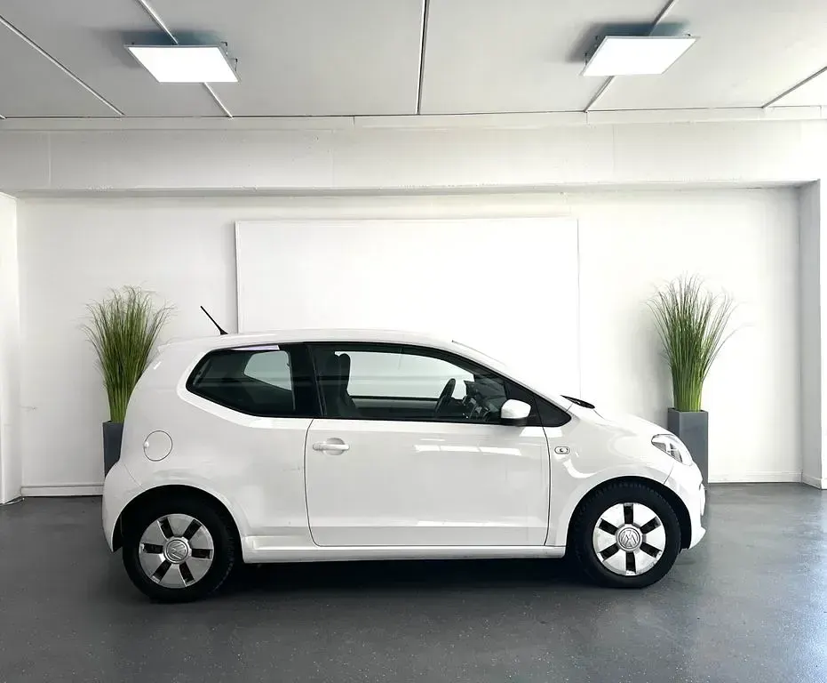 Używany VW up! move up! 60 KM (44 kW) 2013 Biały Hatchback