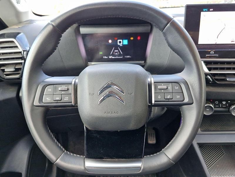 Gebraucht Citroën C4 Feel 131 PS (96 kW) 2023 Blau metallic SUV