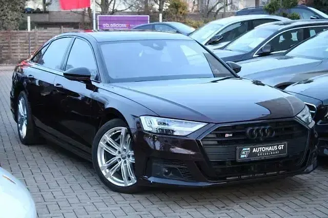 Gebraucht Audi S8 Sport 571 PS (419 kW) 2020 Braun Limousine