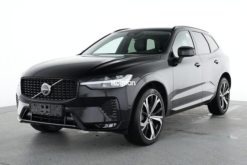 Gebraucht Volvo XC60 Plus 197 PS (144 kW) 2023 Schwarz SUV