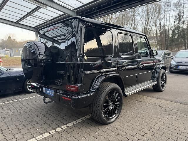 Gebraucht Mercedes G400 AMG line 330 PS (242 kW) 2023 Obsidianschwarz metallic SUV