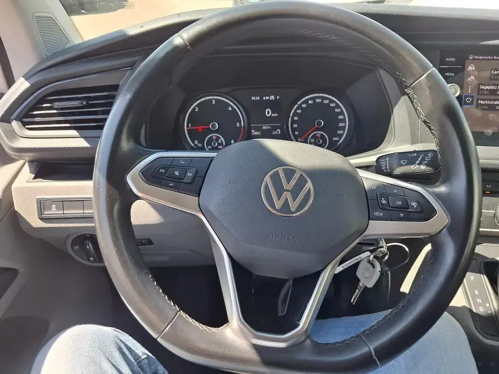 Gebraucht VW T6.1 150 PS (110 kW) 2021 Weiß Van