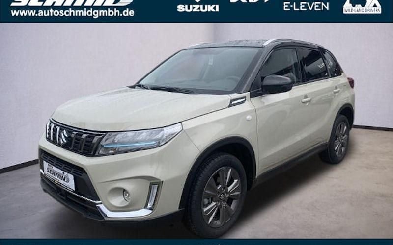 Schwarz Neu 2025 Suzuki Vitara Comfort SUV | 26.990 € (Guter Preis) - Bild 1/4