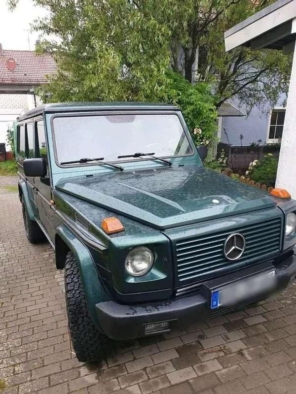 Gebraucht Mercedes G300 177 PS (130 kW) 1998 Grün SUV