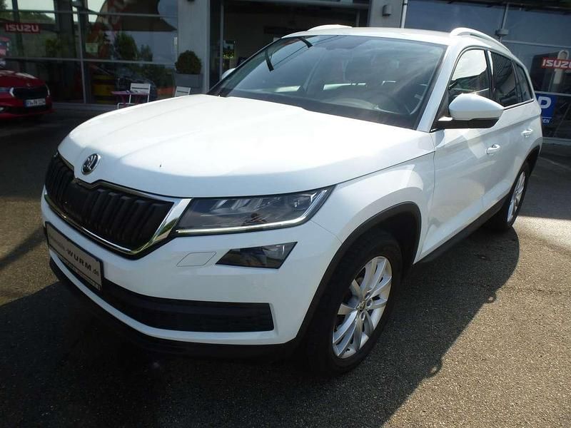 Laserweiss Gebraucht 2018 Skoda Kodiaq Ambition SUV | 20.900 € (Fairer Preis) - Bild 1/4