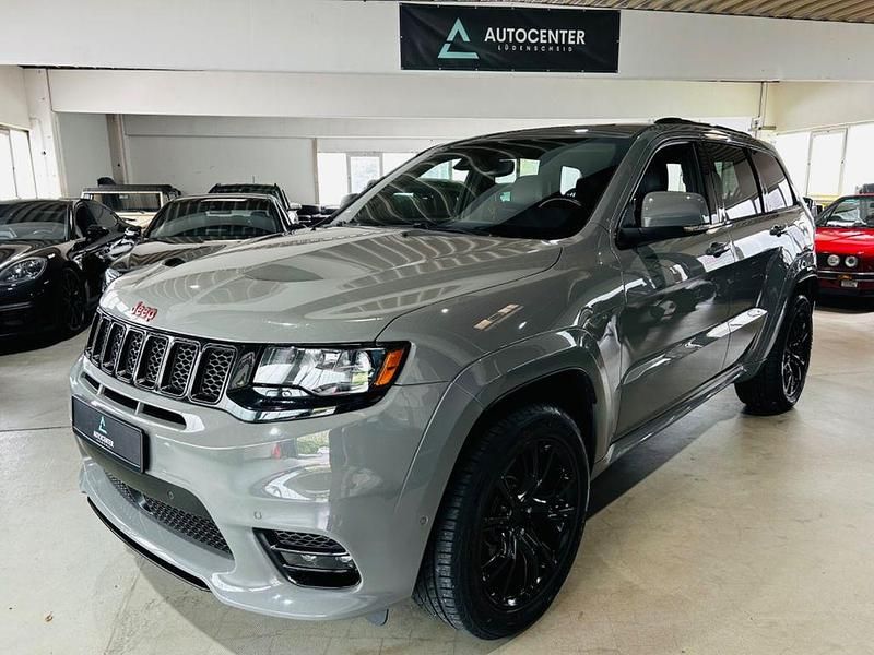 Stinggray clear coat Gebraucht 2020 Jeep Grand Cherokee SRT SUV | 41.990 € (Teuer) - Bild 1/4