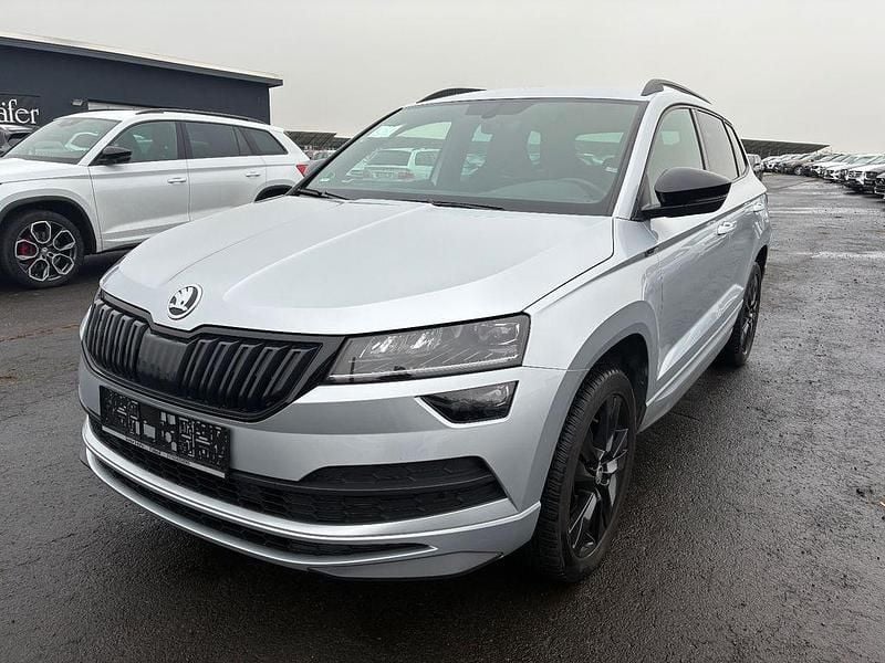 Silber Gebraucht 2021 Skoda Karoq SportLine SUV | 22.499 € (Guter Preis) - Bild 1/4