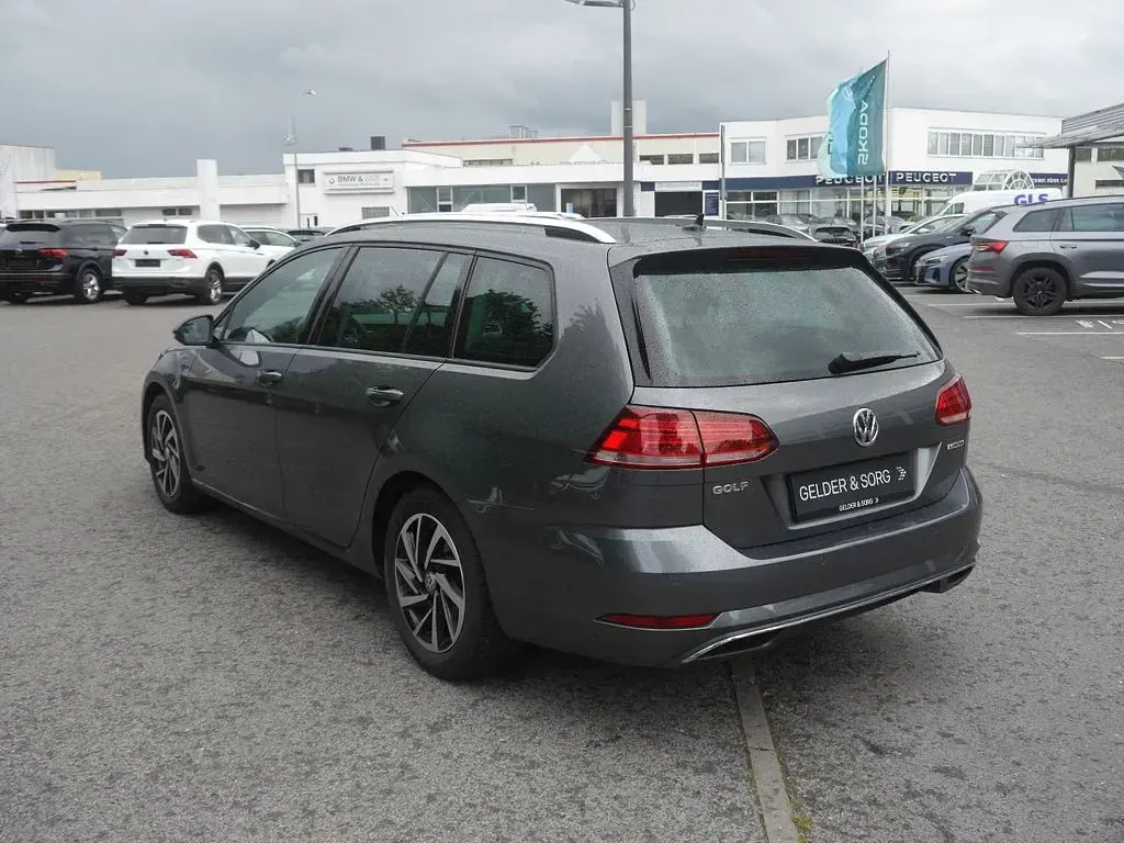 Second-hand VW Golf VII Join 131 CP (96 kW) 2018 Gri Break