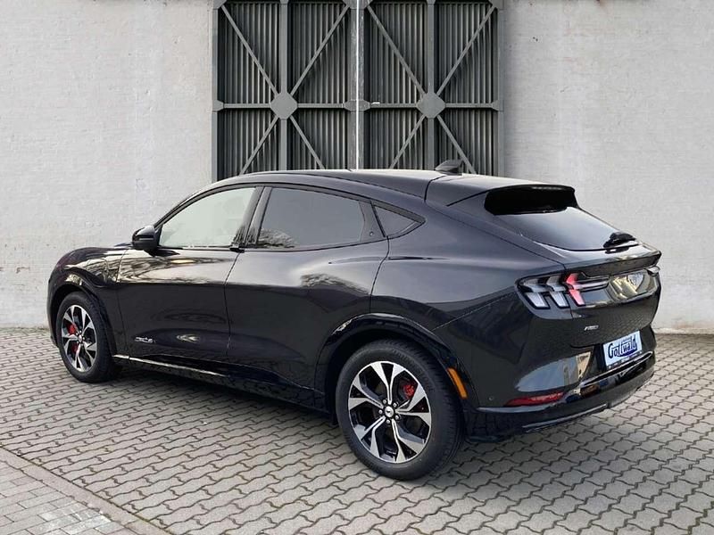 Gebraucht Ford Mustang Mach-E 258 kW (351 PS) 2022 Dark matter/starlight gray SUV