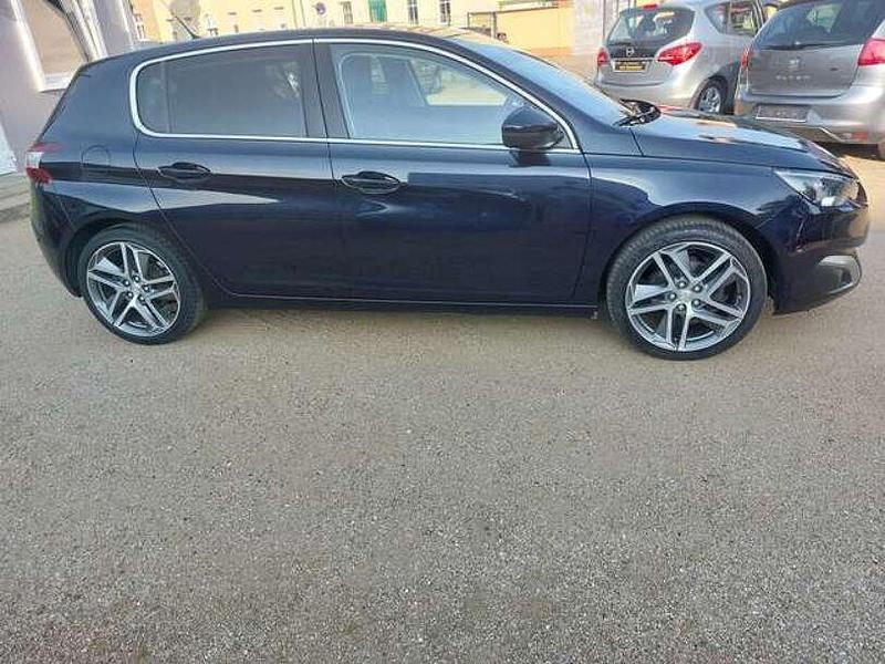 Gebraucht Peugeot 308 S 131 PS (96 kW) 2016 Bleu magnetic Kleinwagen