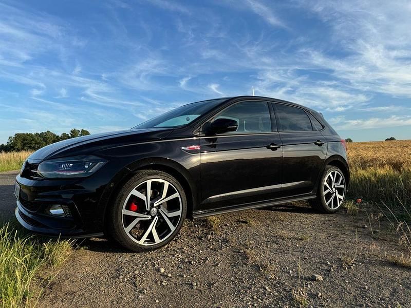 Gebraucht VW Polo Beats 200 PS (147 kW) 2019 Schwarz Kleinwagen