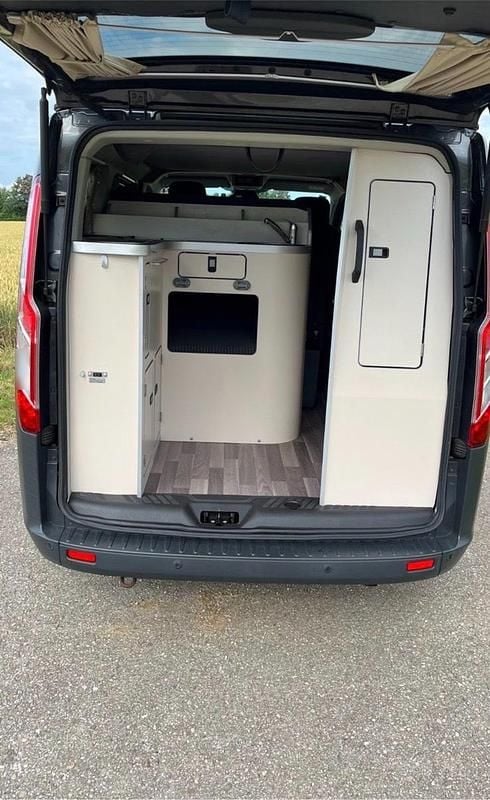 Gebraucht Ford Transit Nugget 130 PS (95 kW) 2018 Grau Van / Kleinbus