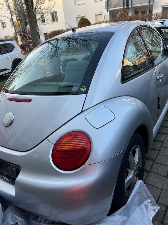 Silber Gebraucht 2001 VW Beetle Limousine | 1.350 € (Fairer Preis) - Bild 1/4