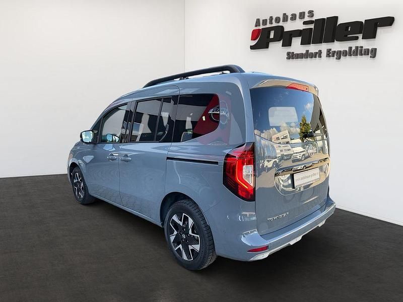Gebraucht Nissan Townstar Tekna 131 PS (96 kW) 2023 Urban grey Van